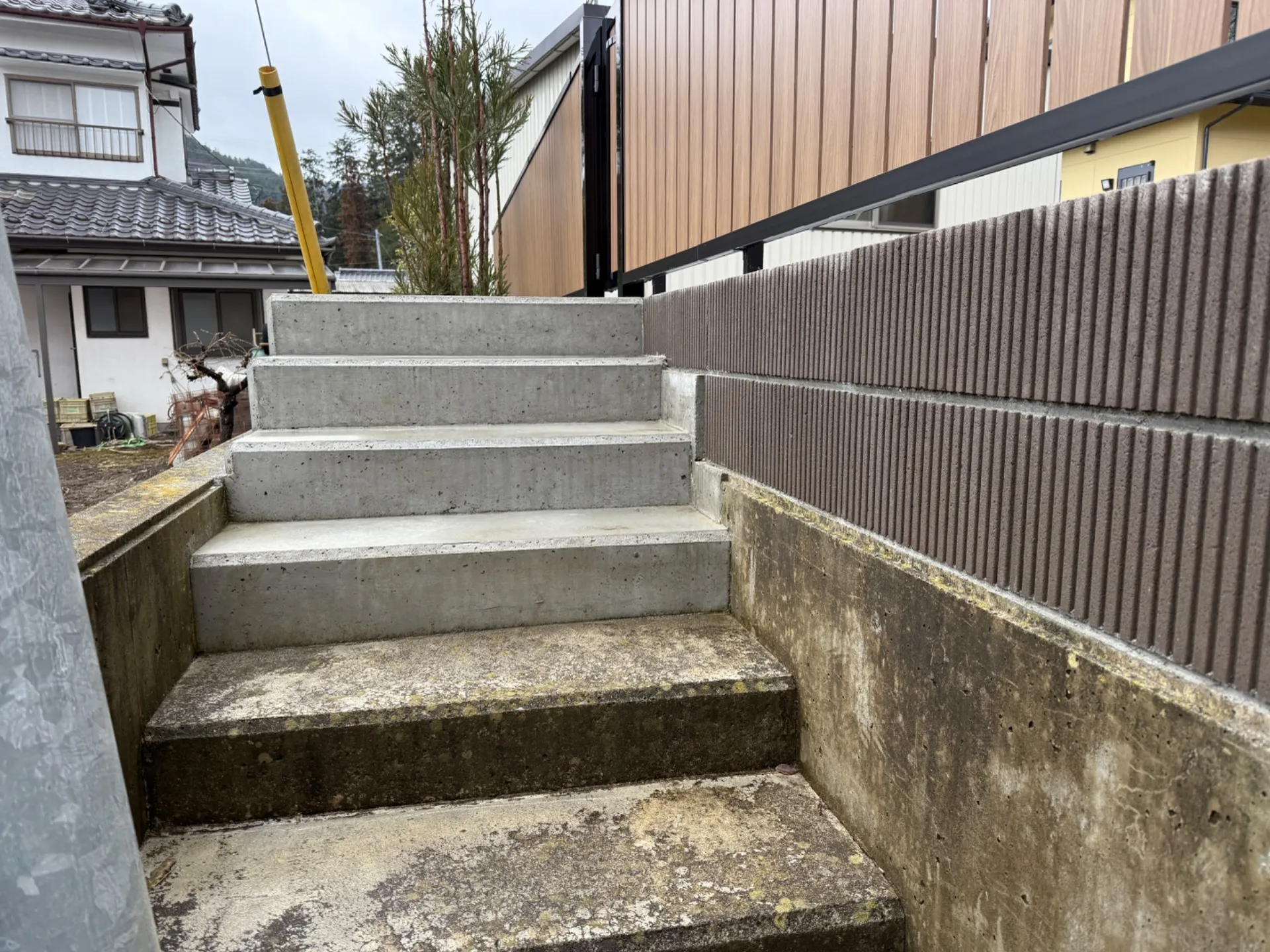 土建 【擁壁・フェンス・階段工事】松本市・塩尻市で外構工事|平沢土建